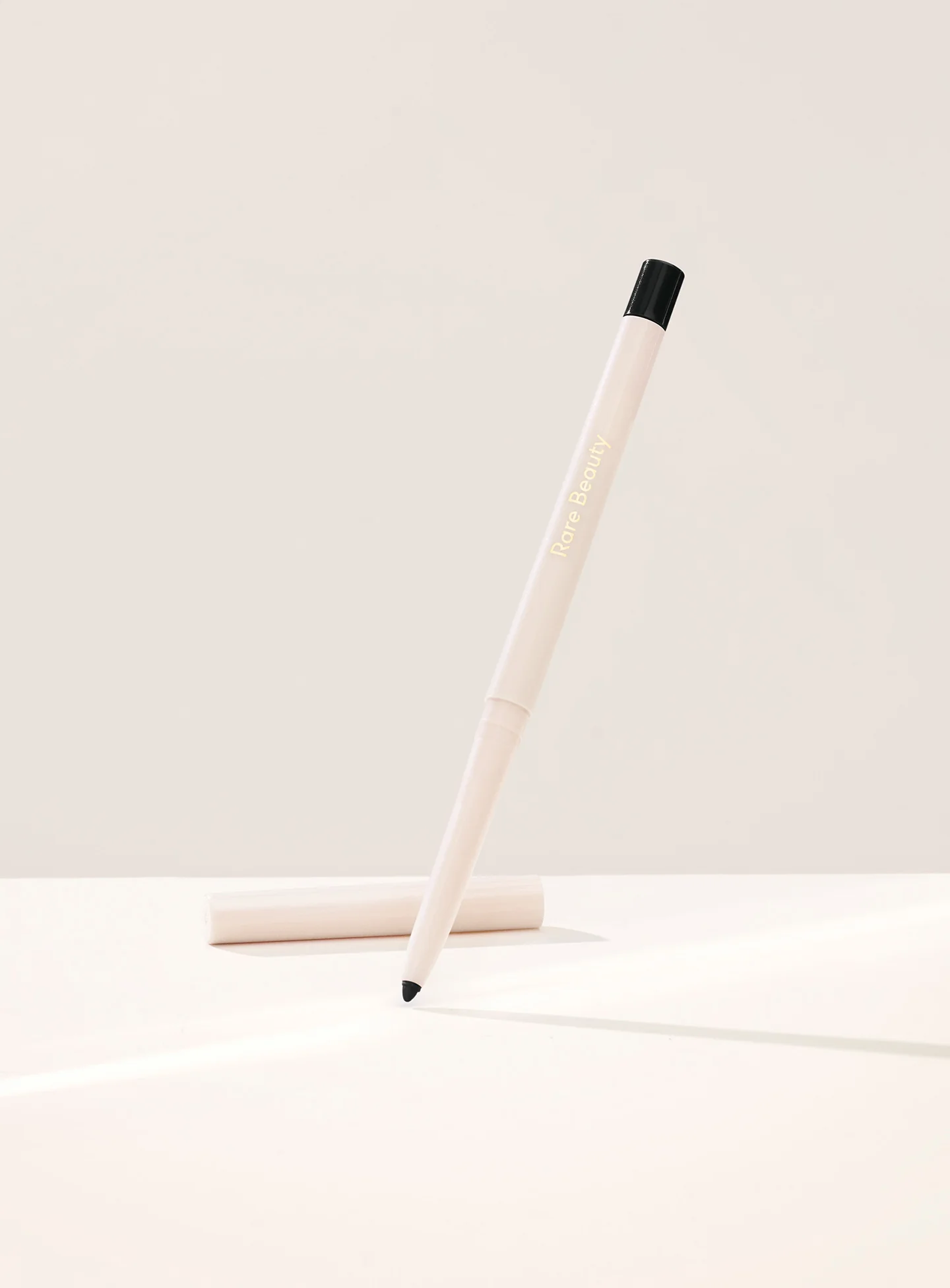 RARE BEAUTY PERFECT STROKES LONGWEAR GEL EYELINER – TRUE BLACK